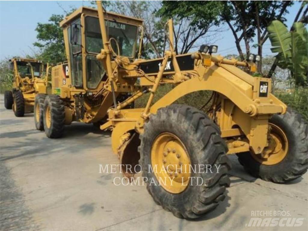 CAT 140K Niveleuse