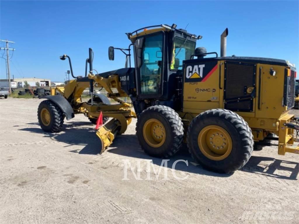 CAT 140M Niveleuse