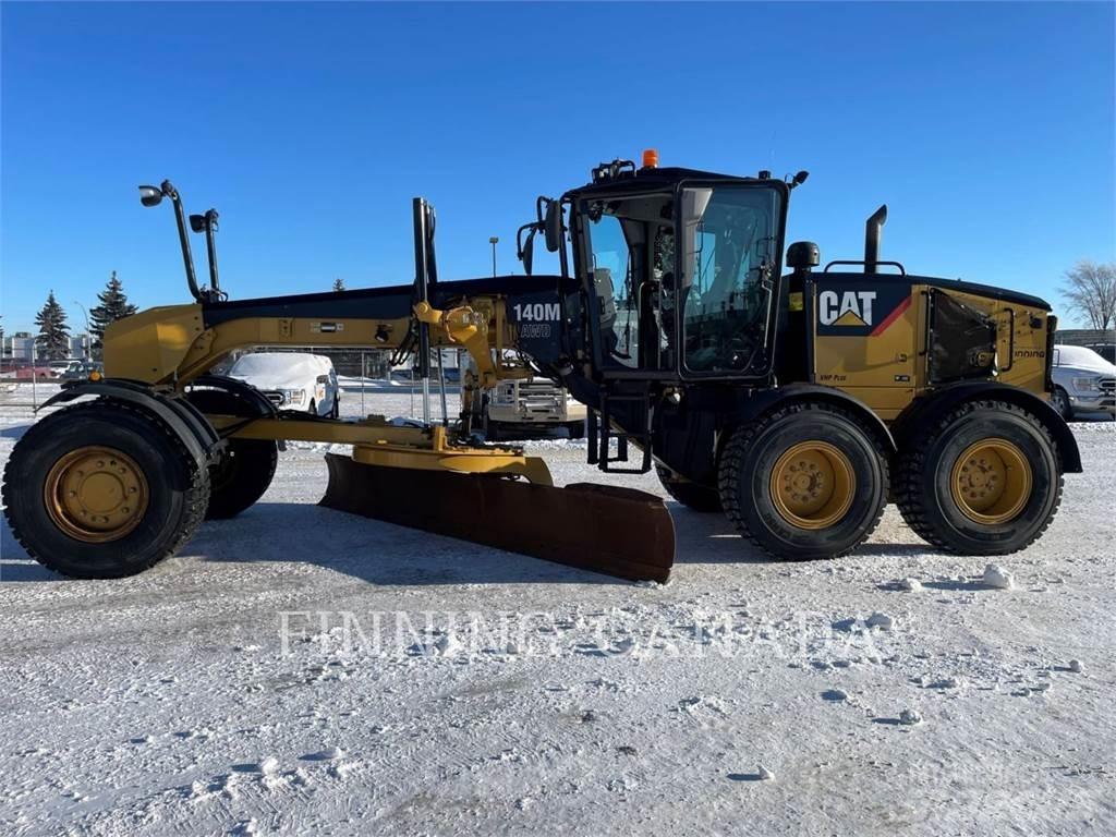 CAT 140M Niveleuse