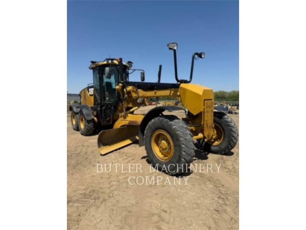 CAT 140M Niveleuse