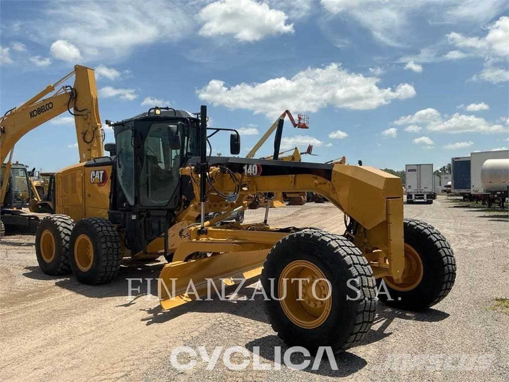 CAT 140M Niveleuse