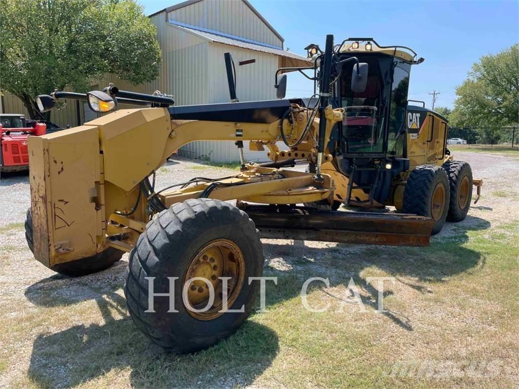 CAT 140M Niveleuse