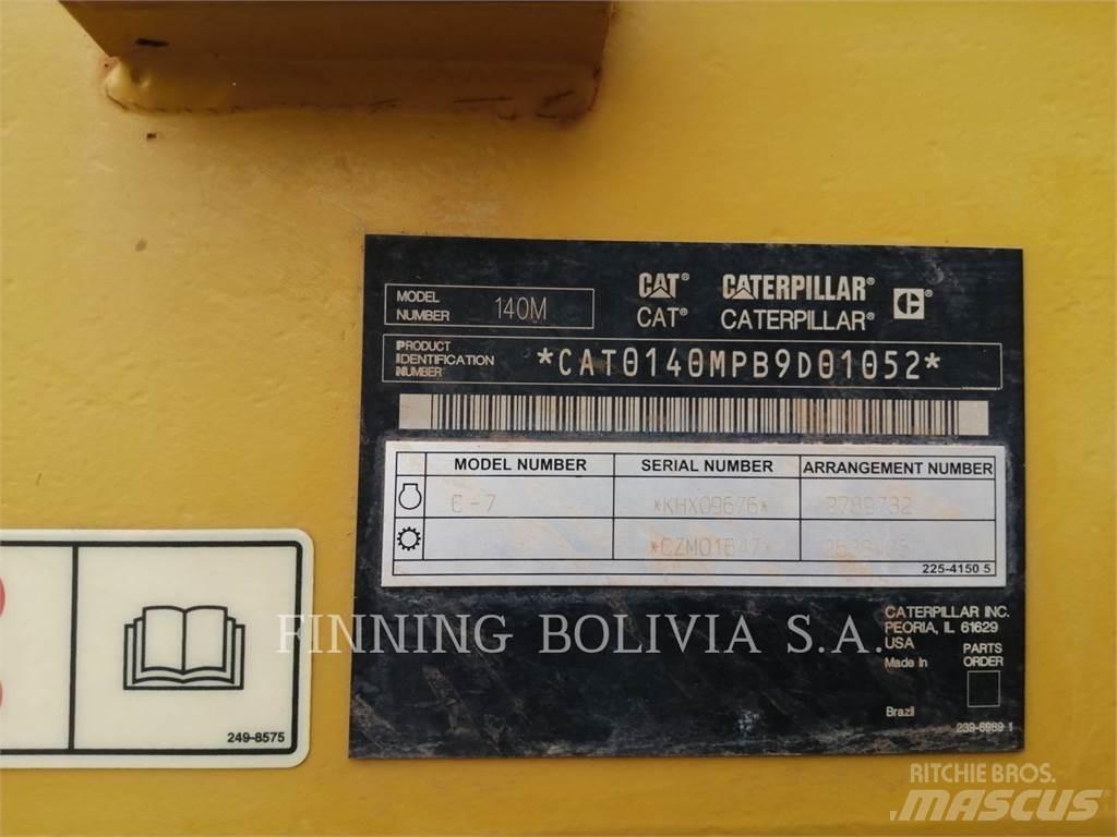 CAT 140M Niveleuse