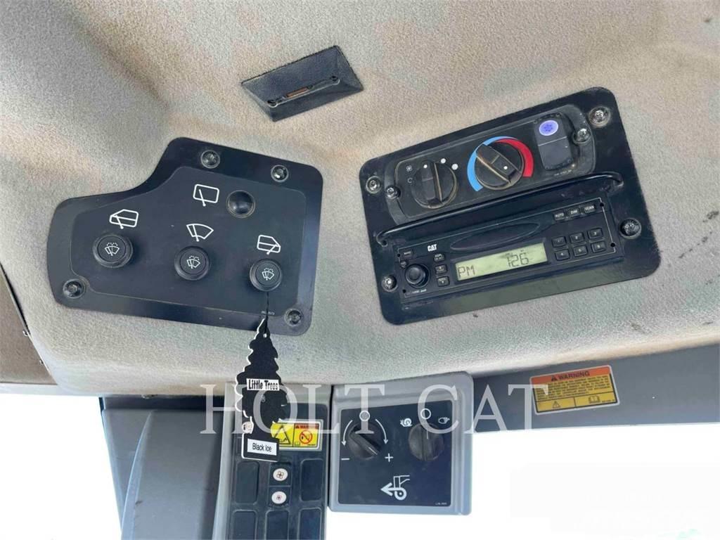 CAT 140M AWD Niveleuse