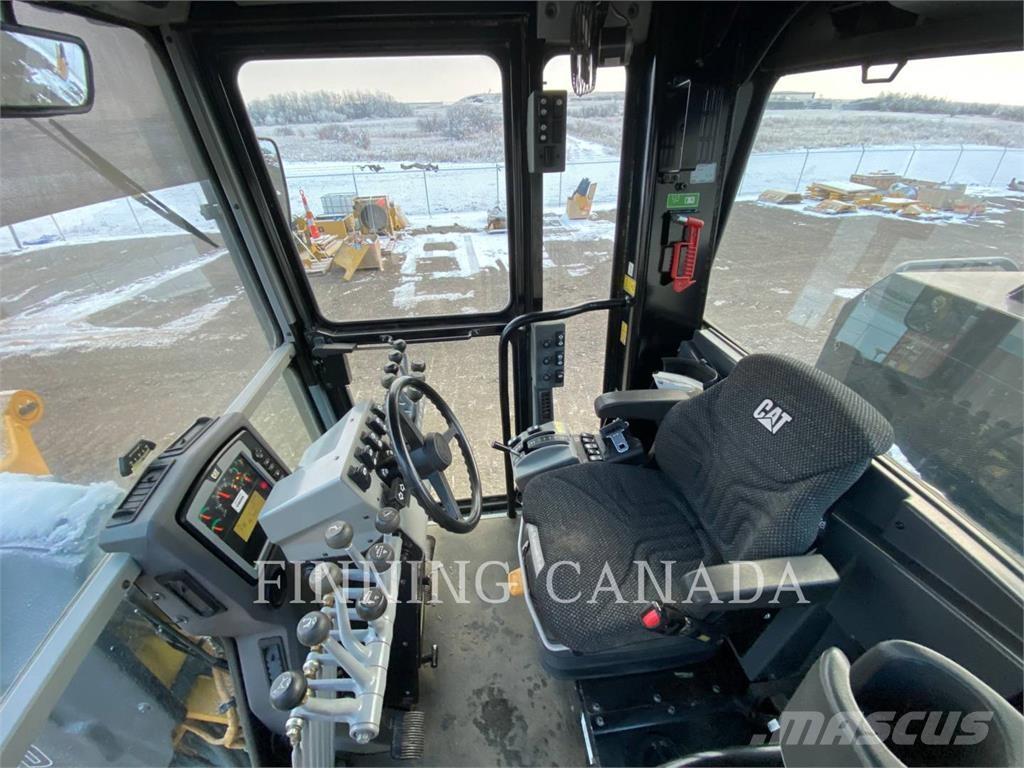 CAT 140M AWD Niveleuse