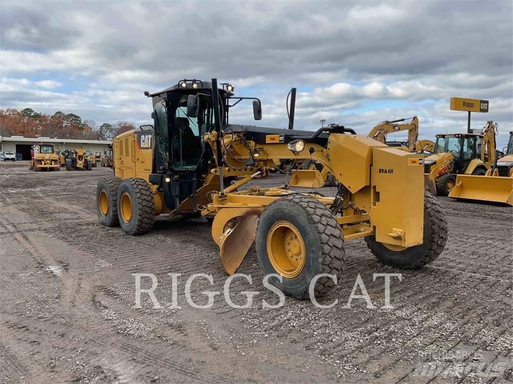 CAT 140M LC17 Niveleuse