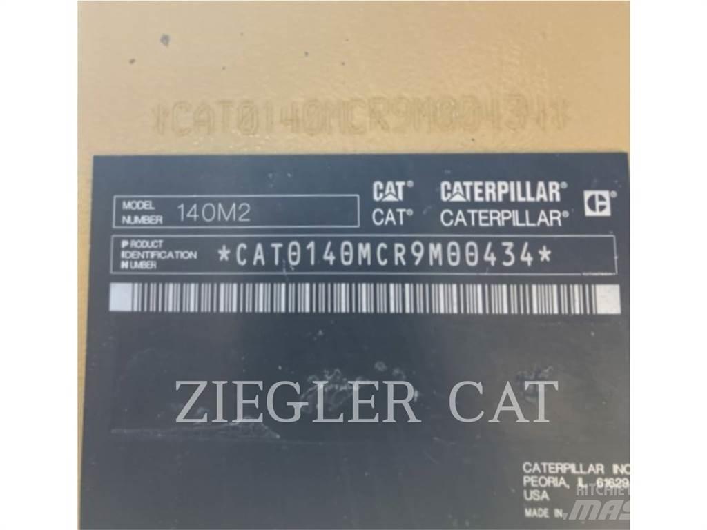 CAT 140M2 Niveleuse