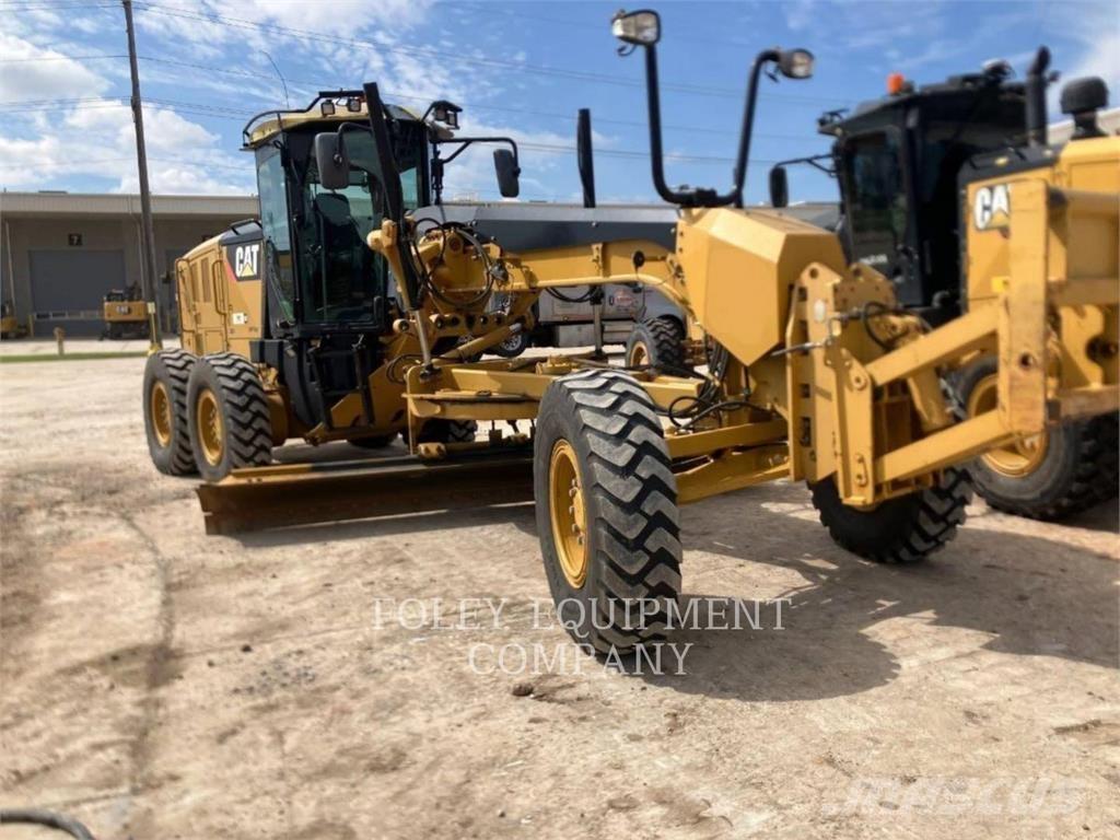 CAT 140M2 Niveleuse