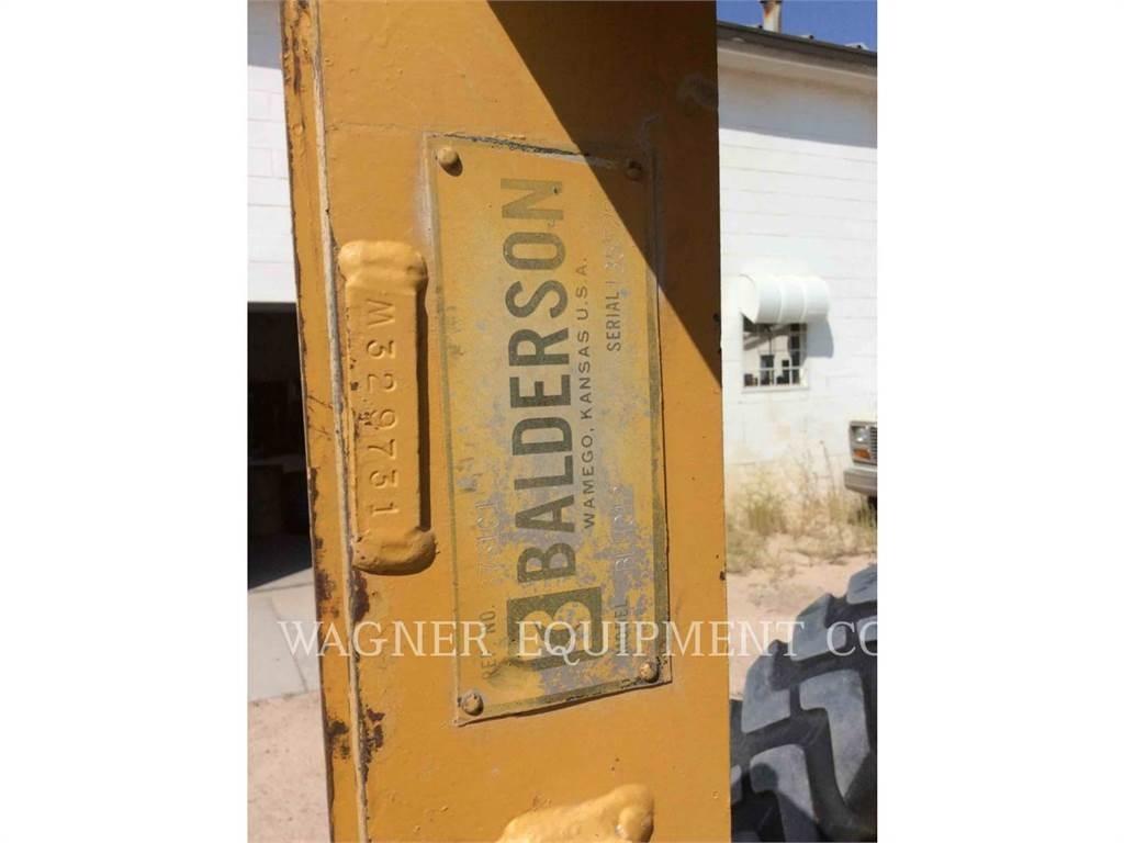 CAT 140M2 Niveleuse