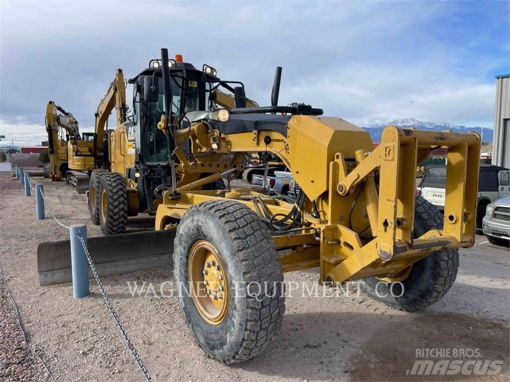 CAT 140M2 Niveleuse