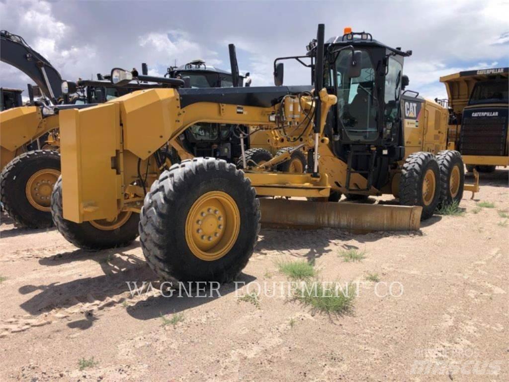 CAT 140M2 Niveleuse