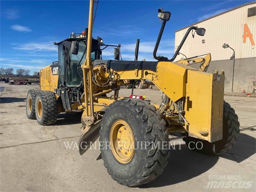 CAT 140M2 AWD Niveleuse