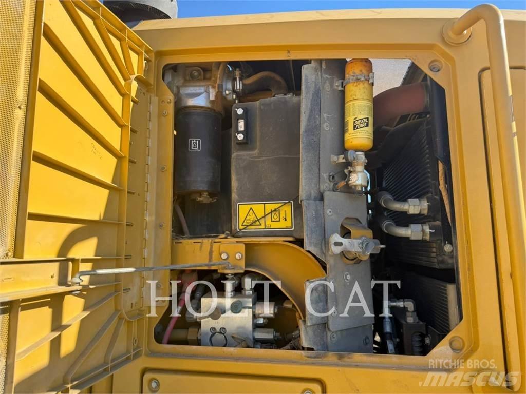CAT 140M2 AWD Niveleuse