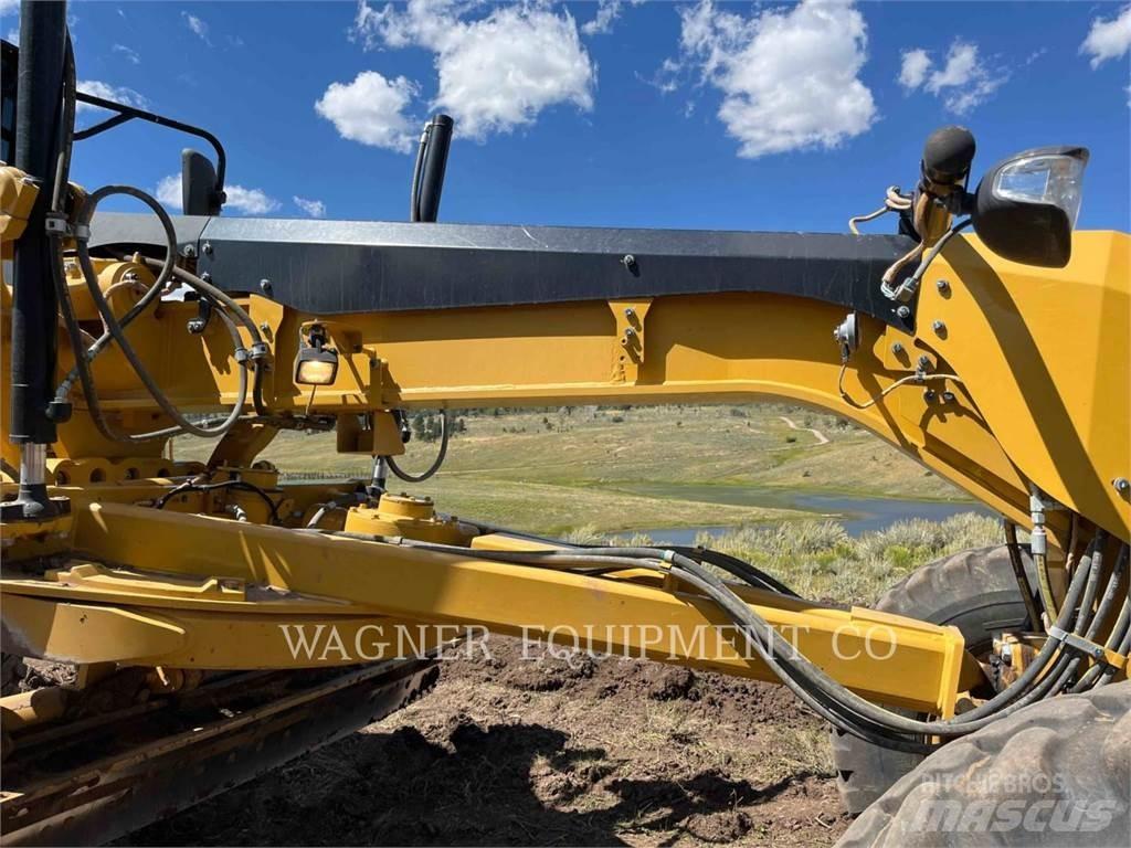 CAT 140M3 Niveleuse