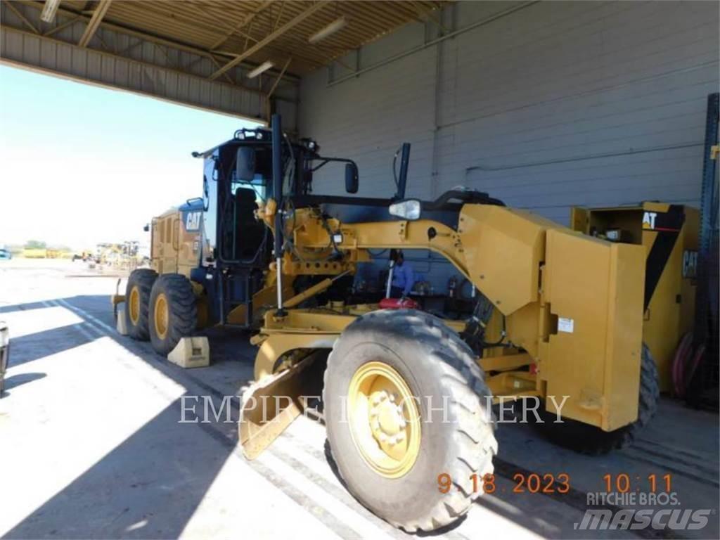 CAT 140M3 Niveleuse
