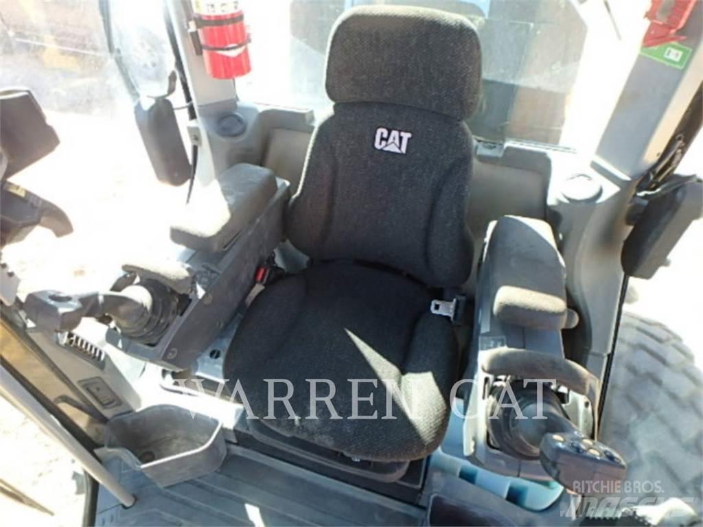 CAT 140M3 Niveleuse