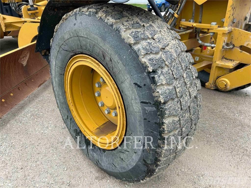 CAT 140M3 Niveleuse