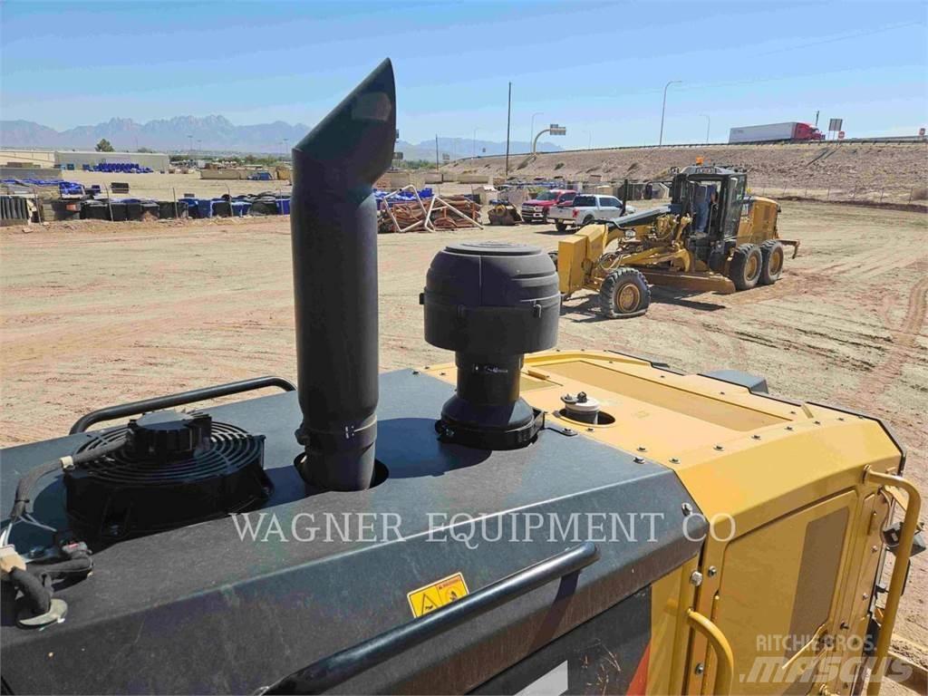 CAT 140M3 Niveleuse