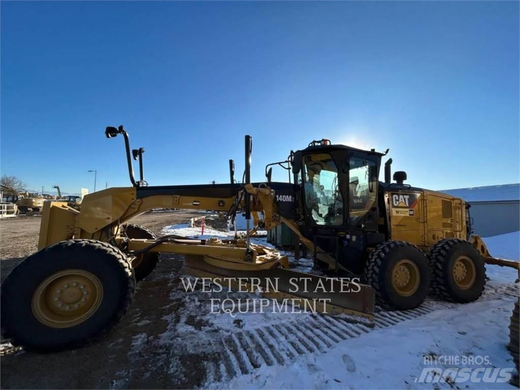 CAT 140M3 Niveleuse