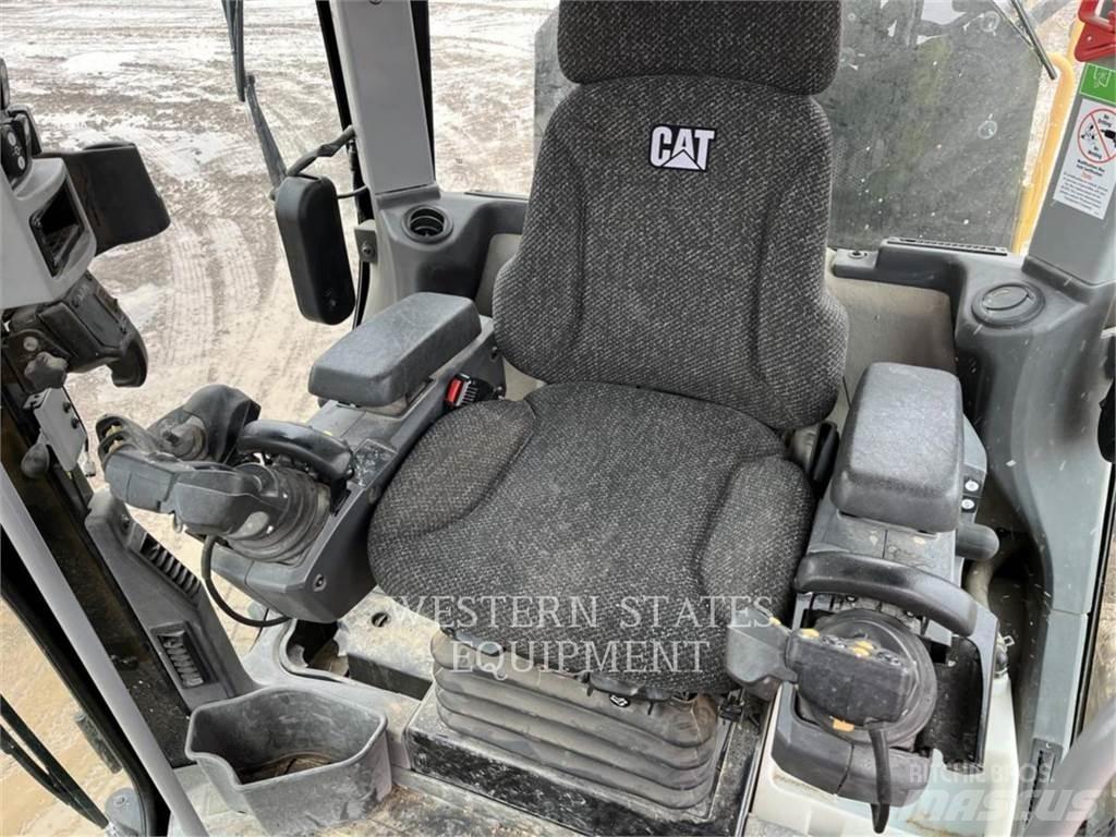 CAT 140M3 Niveleuse