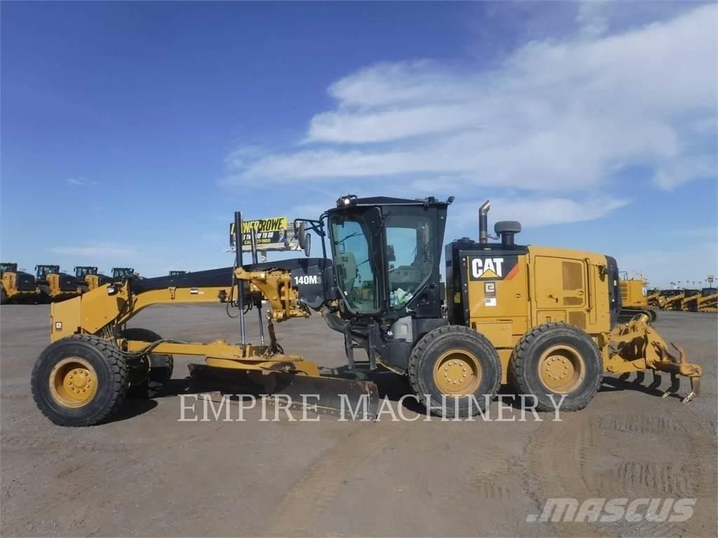 CAT 140M3 Niveleuse