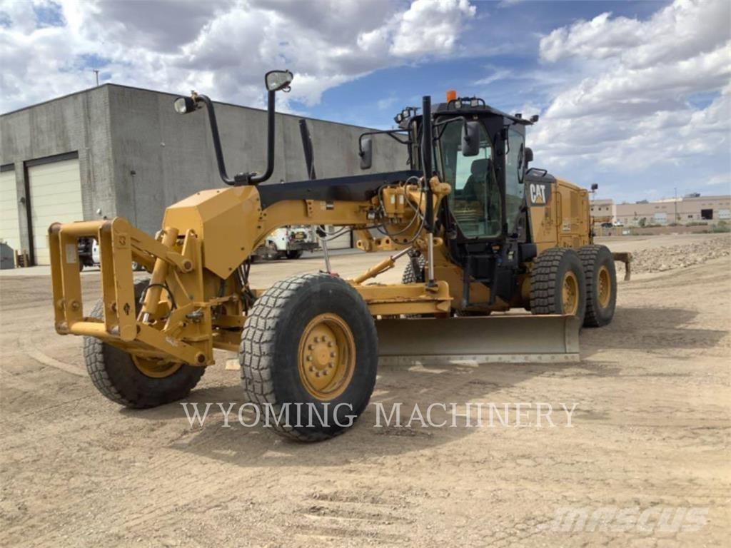 CAT 140M3 Niveleuse