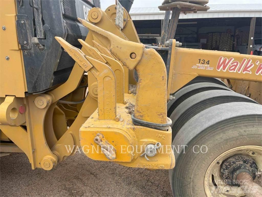 CAT 140M3 AWD Niveleuse
