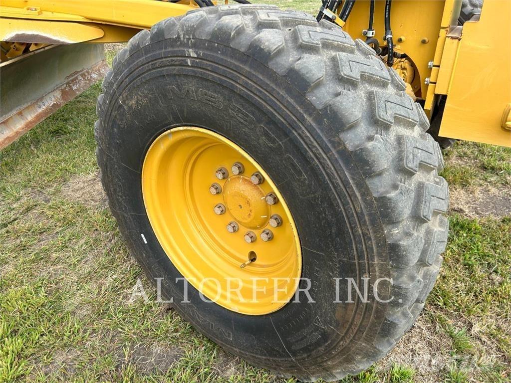 CAT 140M3 R Niveleuse