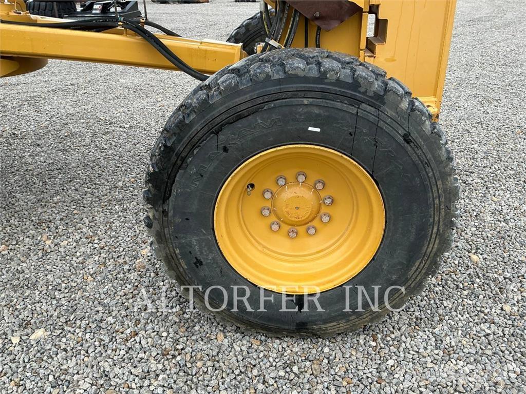 CAT 140M3 R Niveleuse