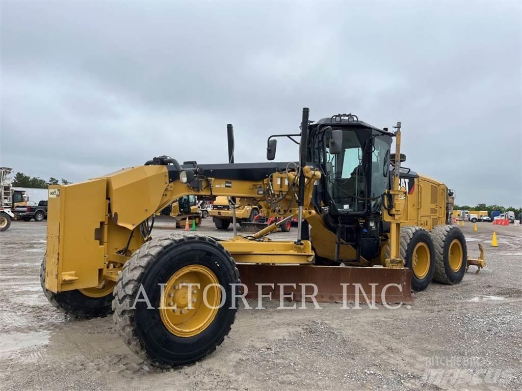 CAT 140M3 R Niveleuse