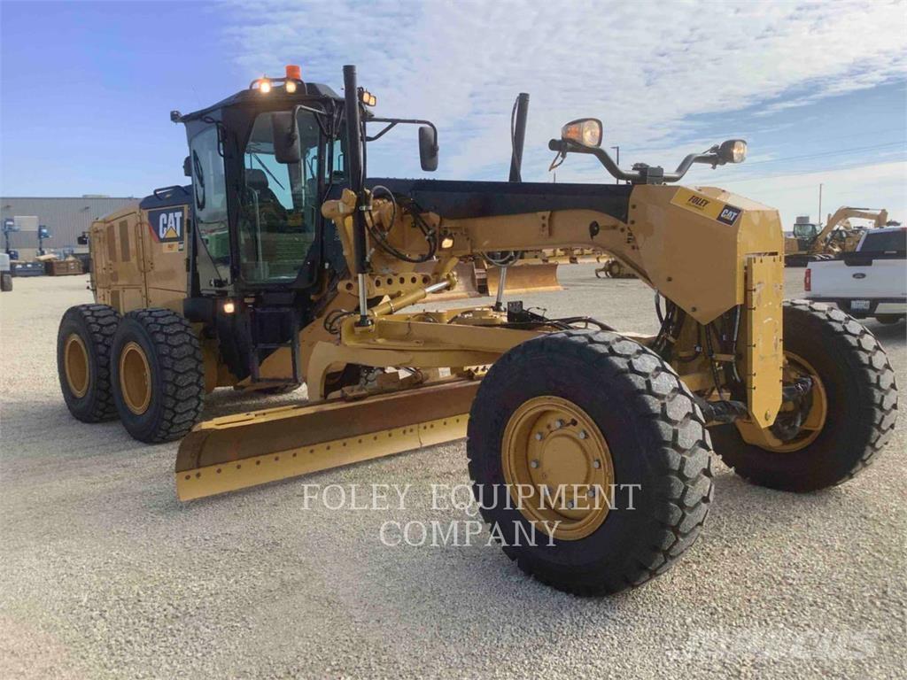 CAT 140M3AW Niveleuse