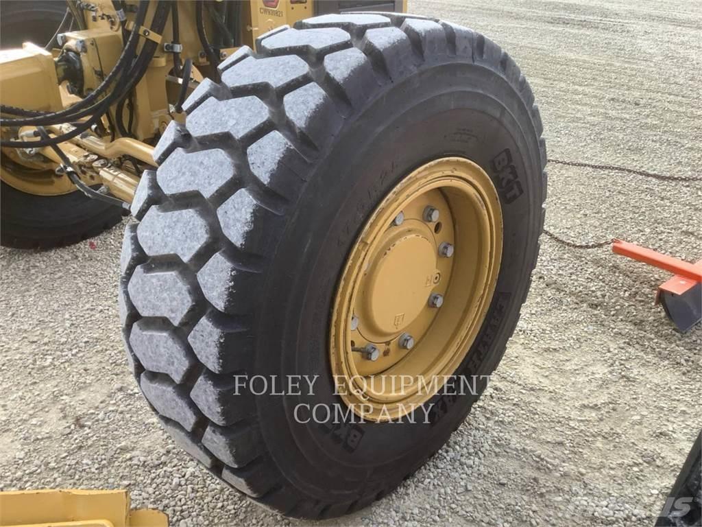 CAT 140M3AW Niveleuse