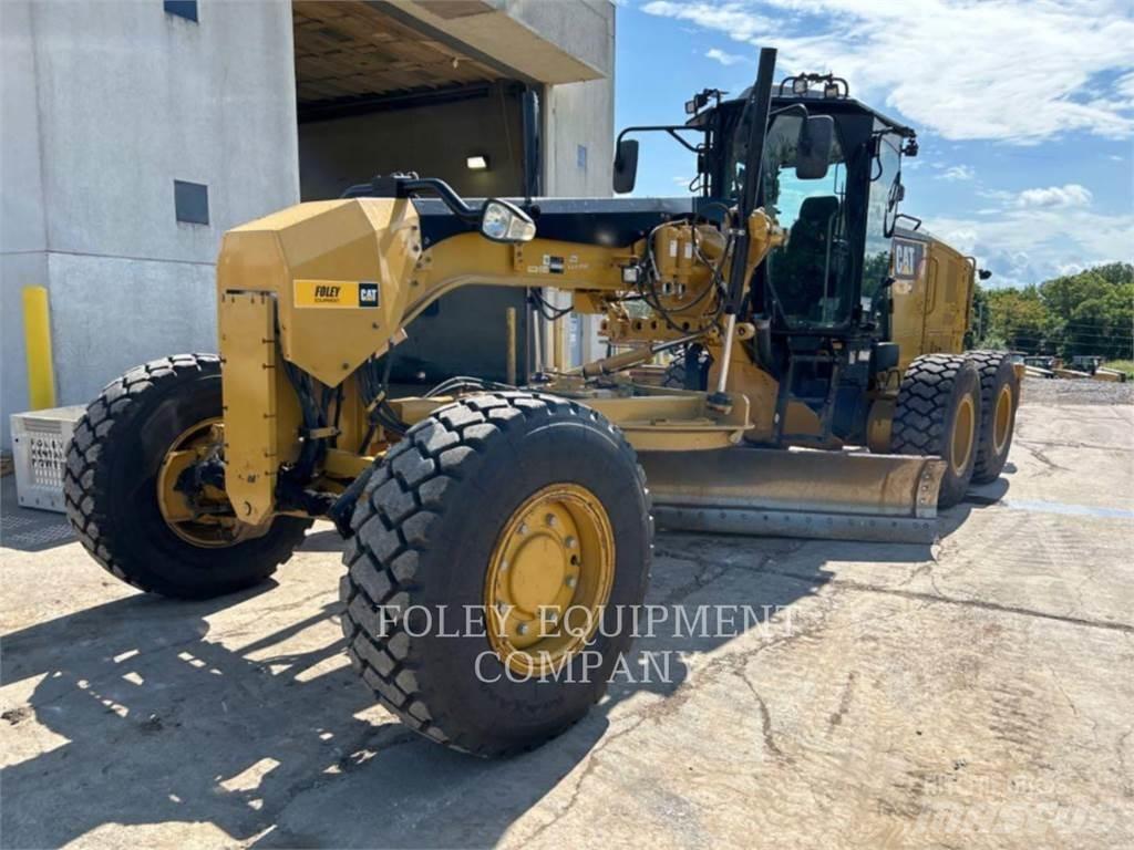 CAT 140M3AWA Niveleuse