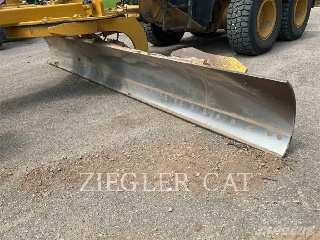 CAT 140M3AWD Niveleuse