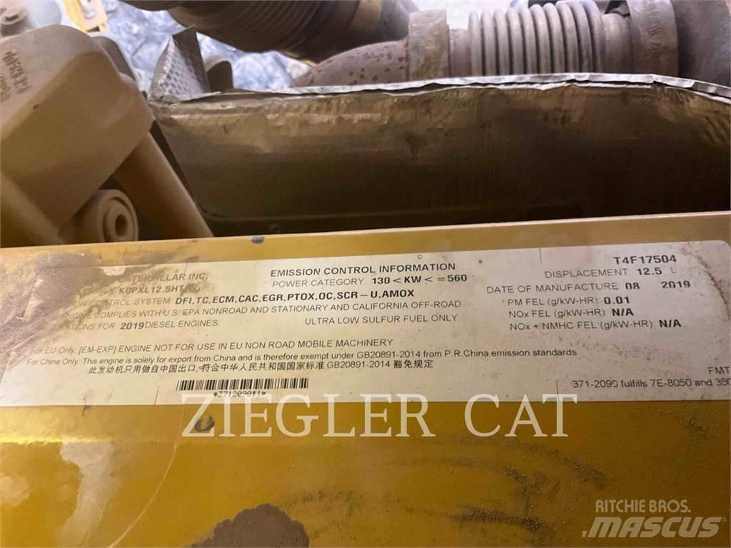 CAT 14JOY Niveleuse