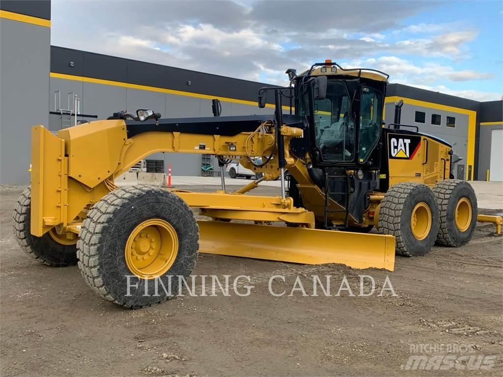 CAT 14M Niveleuse
