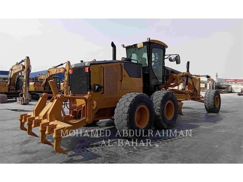 CAT 14M Niveleuse