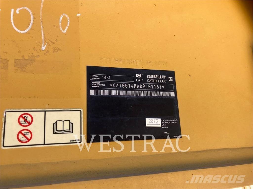 CAT 14M Niveleuse