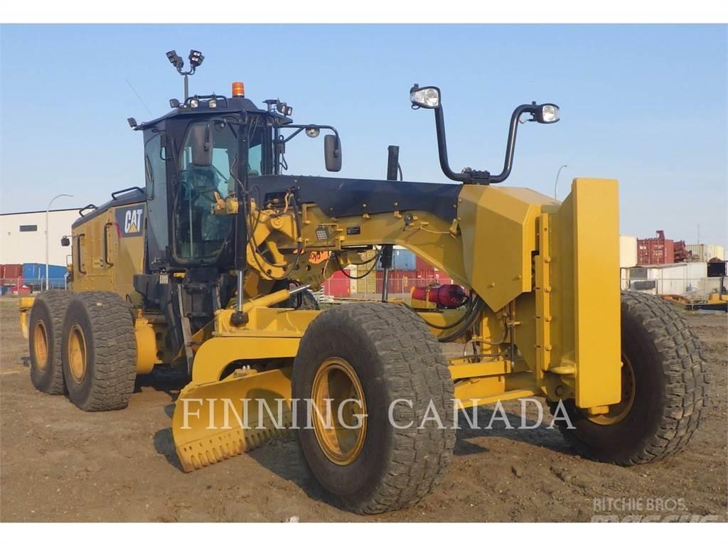 CAT 14M3 Niveleuse