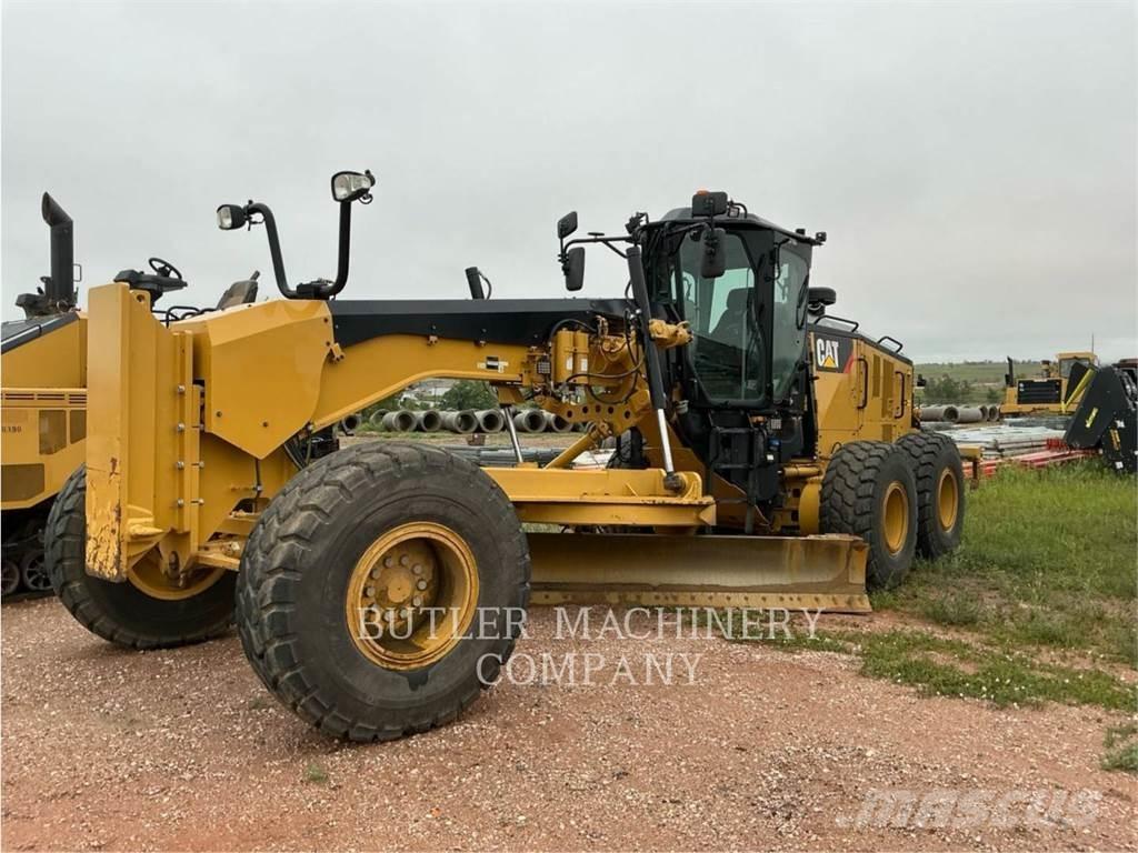 CAT 14M3 Niveleuse