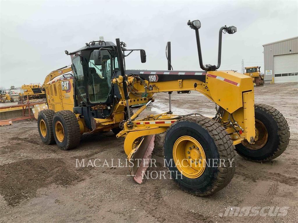 CAT 150 Niveleuse
