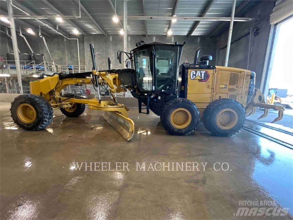 CAT 150 15 Niveleuse