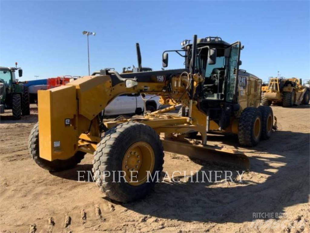 CAT 150-15 Niveleuse