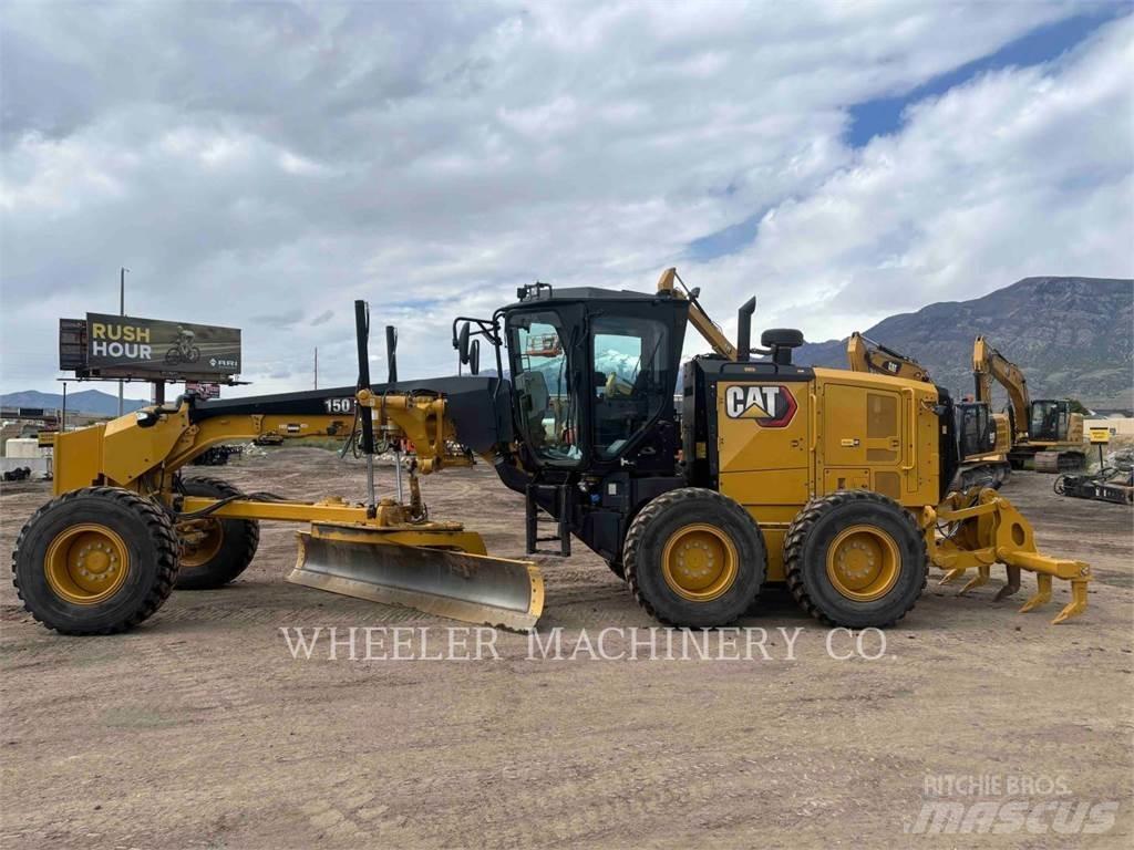 CAT 150 15 Niveleuse
