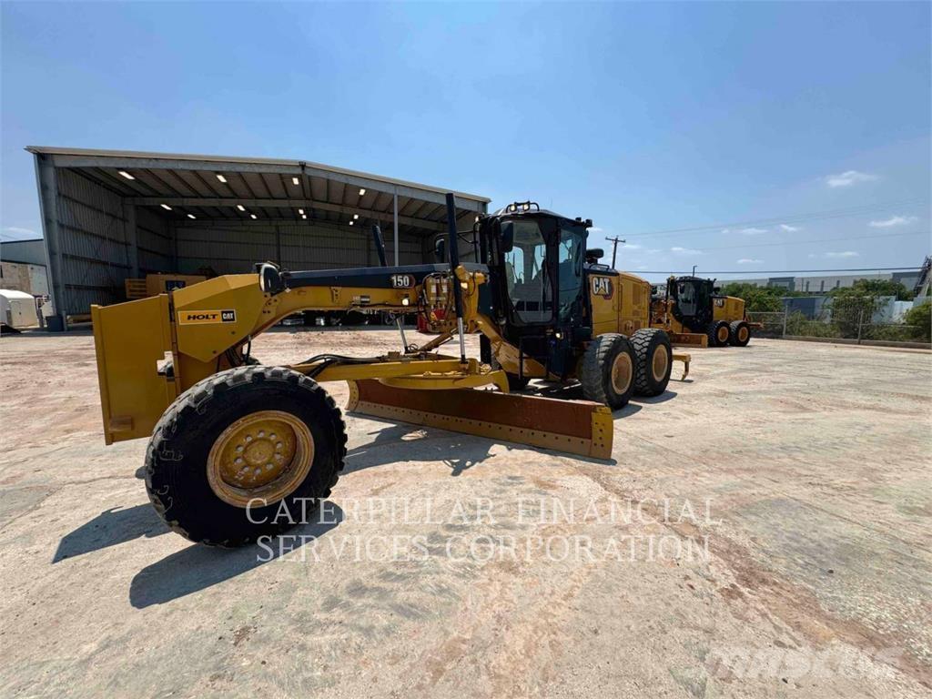 CAT 150-15 Niveleuse