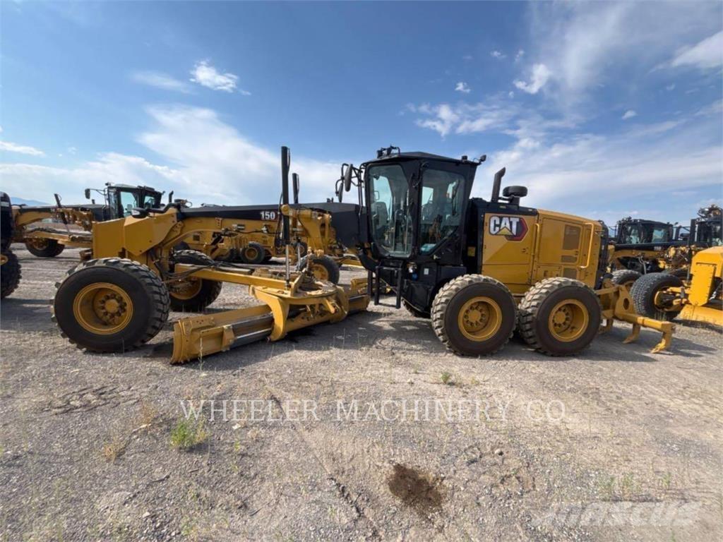 CAT 150 15 Niveleuse