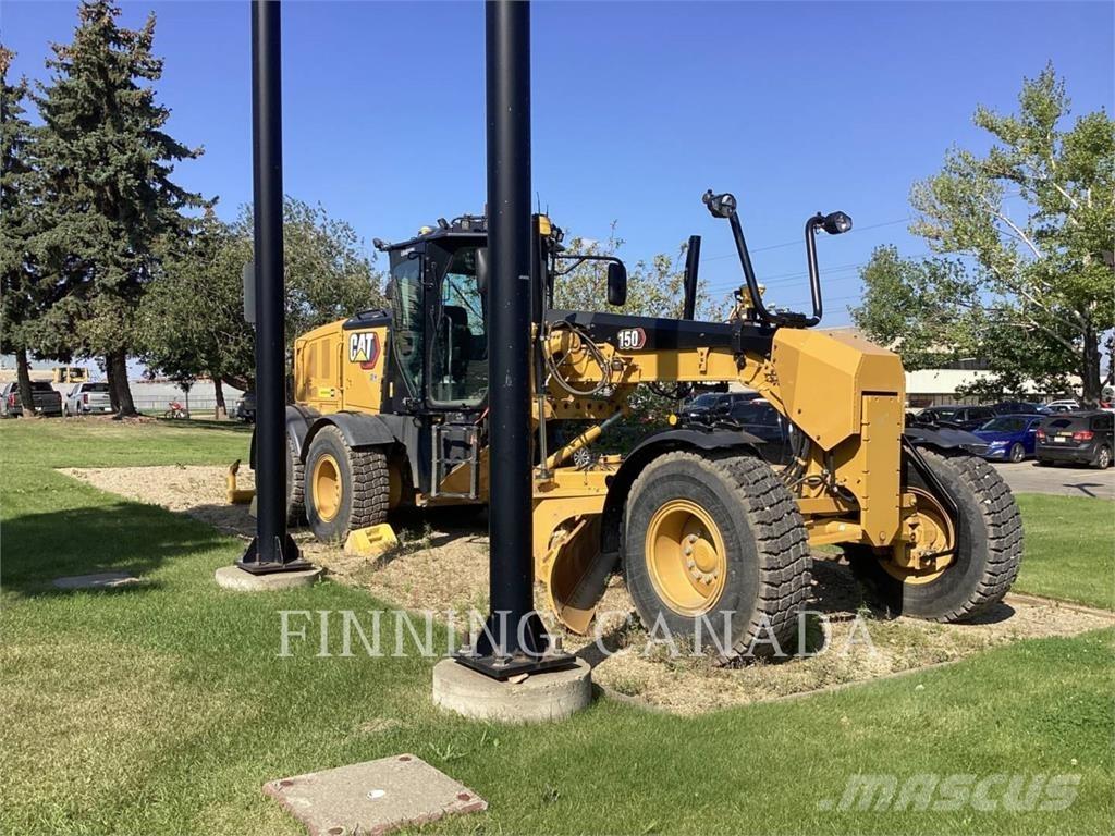 CAT 150-15 Niveleuse