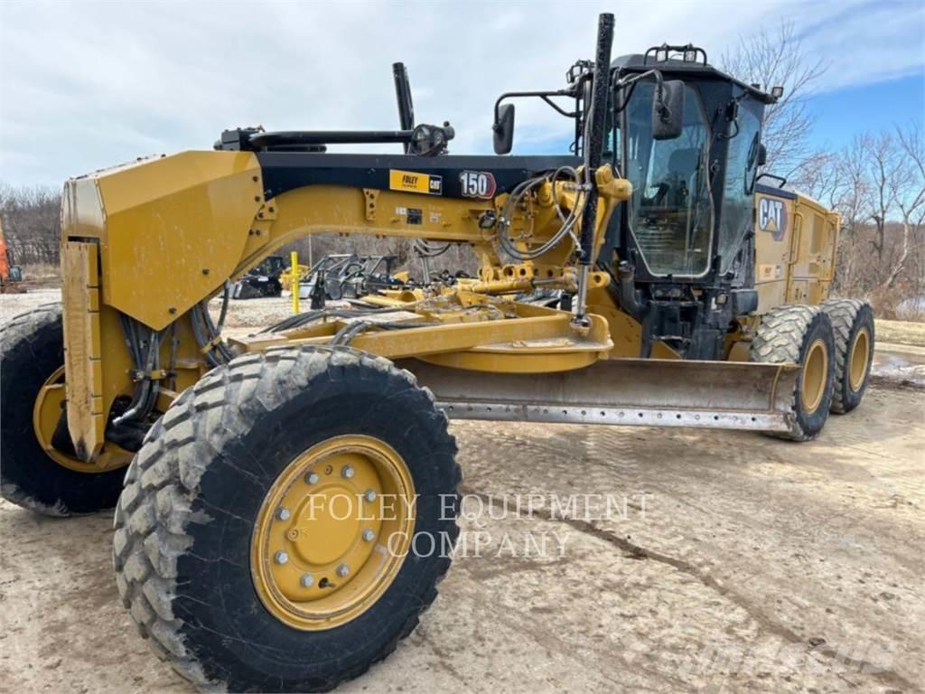 CAT 150-15AW Niveleuse