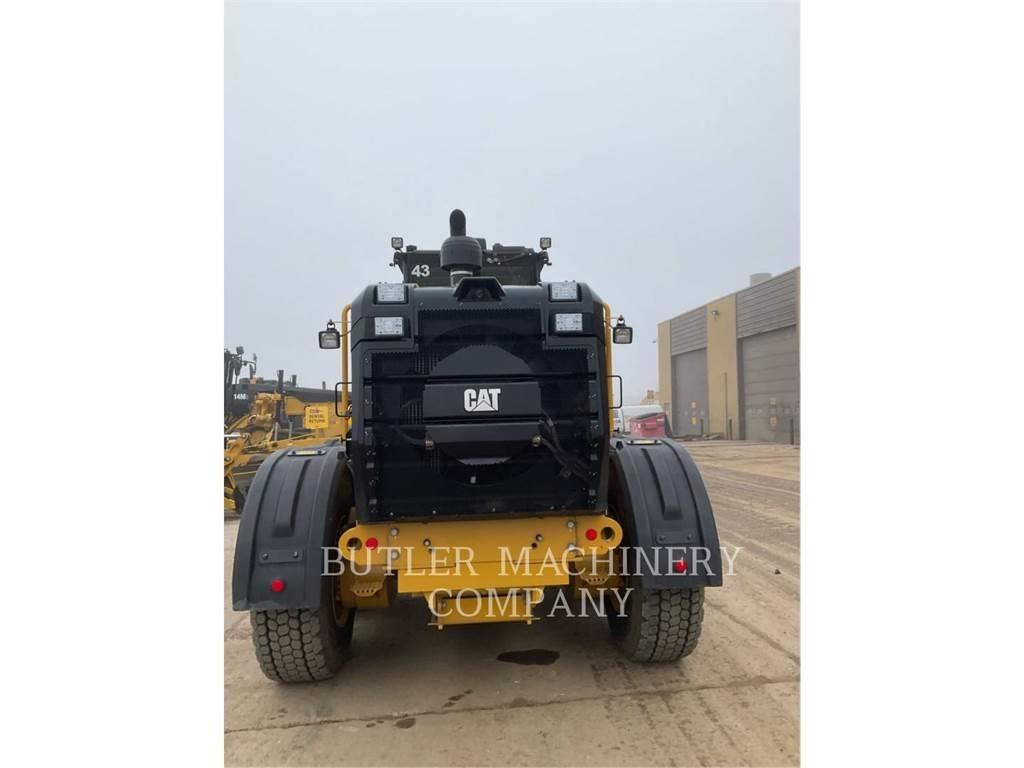 CAT 150-15AWD Niveleuse