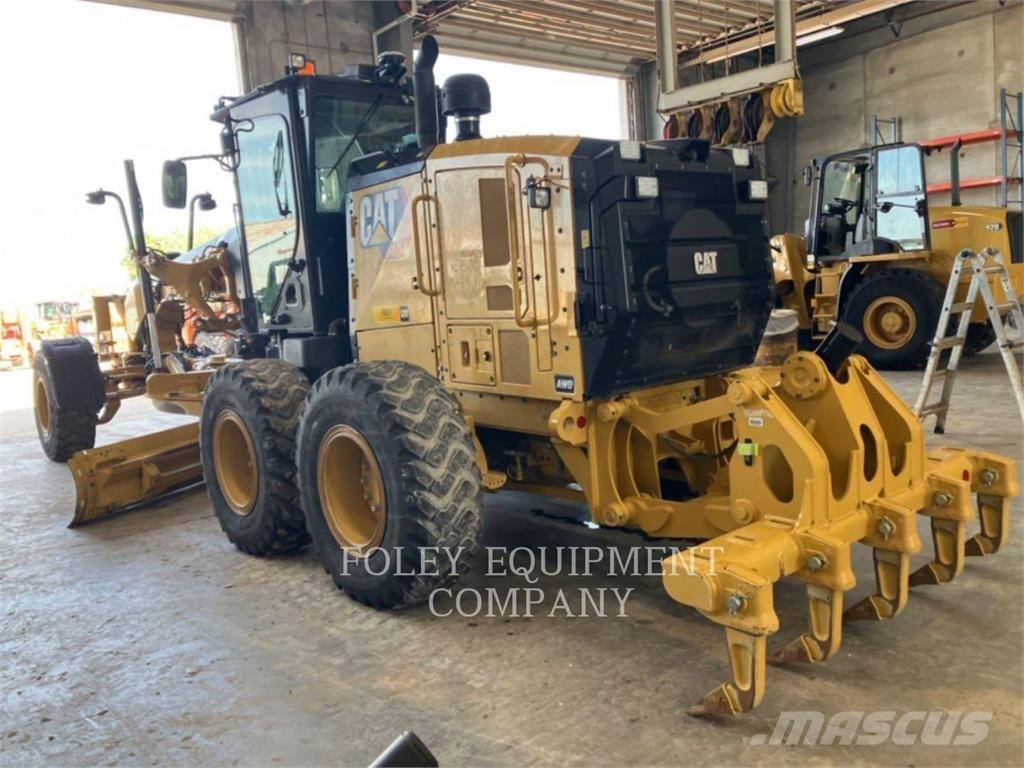 CAT 150-15AWI Niveleuse
